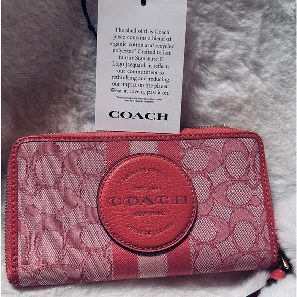Coach Dempsey Continental Wallet/ Wristlet . Brand new with tags never used - Picture 1 of 6